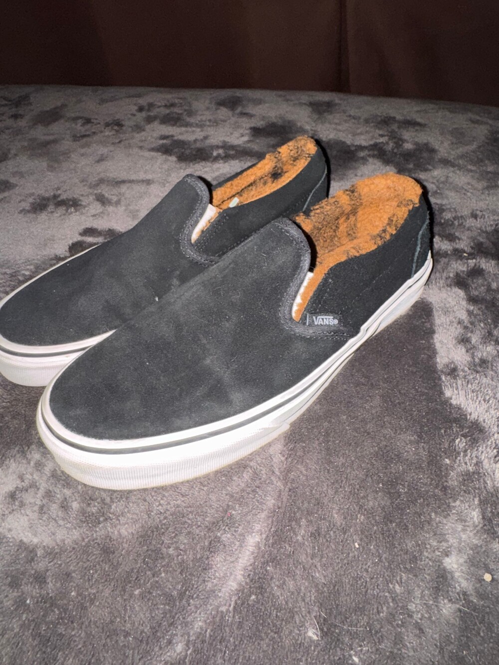 Vans Slip-On Shoes Size 9.5 Black Suede with Brown Fuzzy Lining